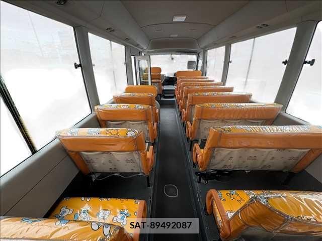 Hino LIESSE 2019-03 902135-11