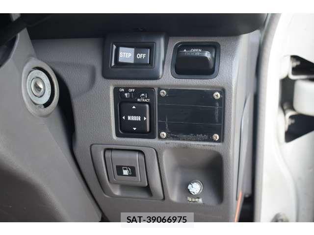 Hino LIESSE 2009-03 1184873-9