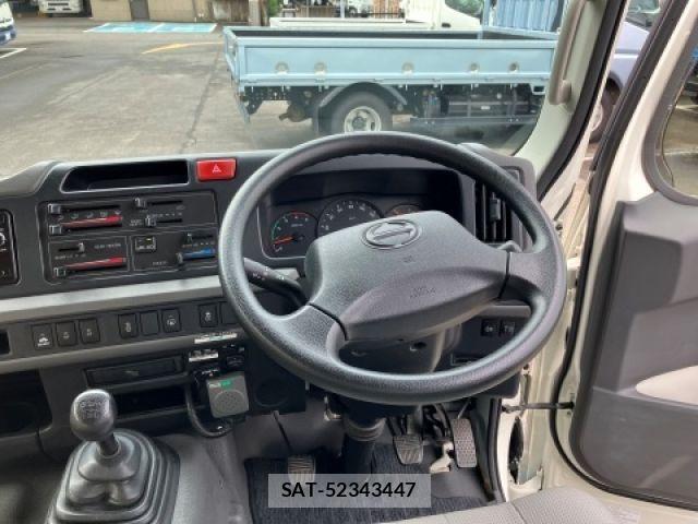Hino LIESSE 2017-05 1197861-11