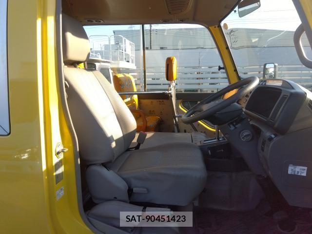 Hino LIESSE 2015-03 2002414-1