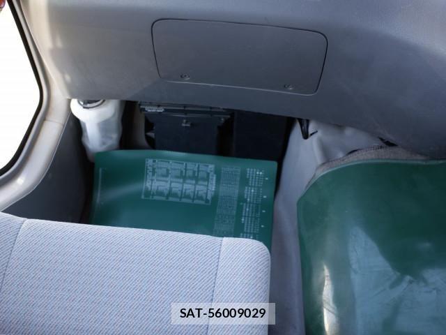 Hino LIESSE 2004-01 6791203-15