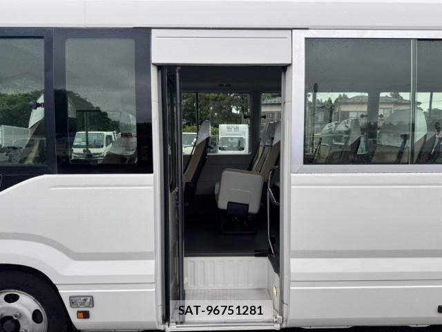 Hino LIESSE 2020-04 7501353-11