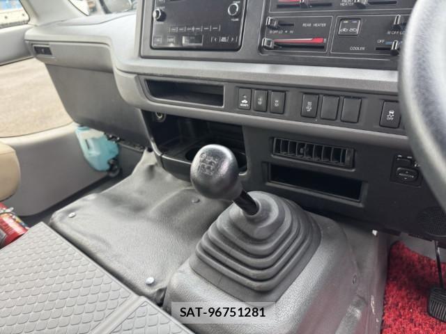 Hino LIESSE 2020-04 7501353-24