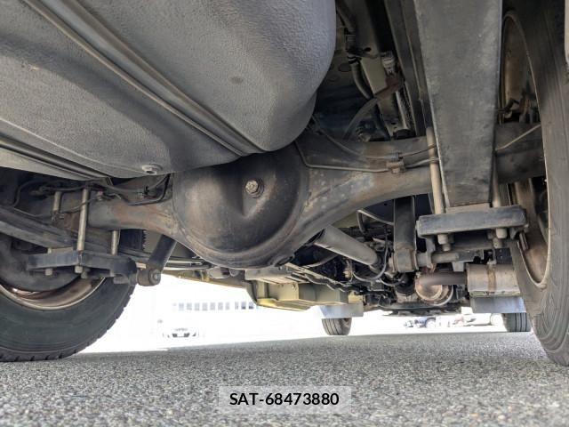 Hino LIESSE 2014-08 7962483-13