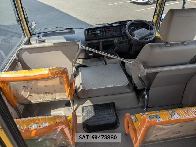 Hino LIESSE 2014-08 7962483-16