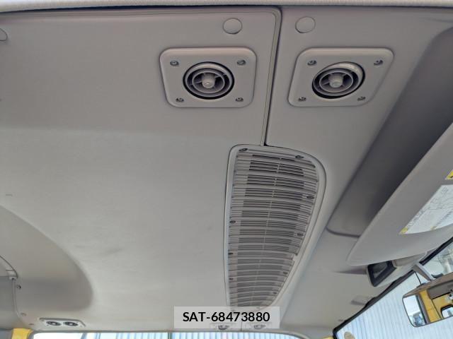 Hino LIESSE 2014-08 7962483-26