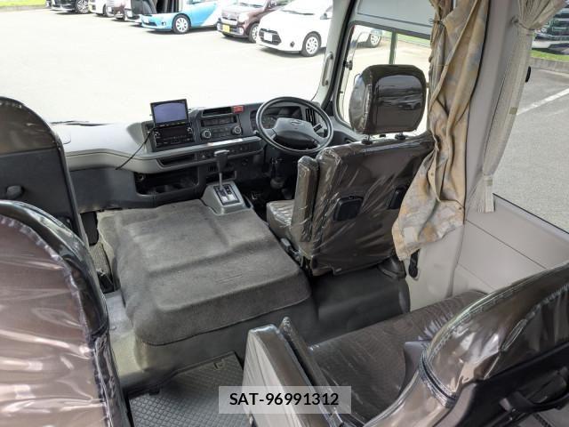 Hino LIESSE 2018-01 8230678-16