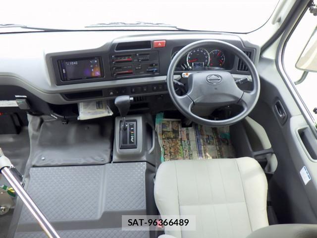 Hino LIESSE 2021-03 8230680-9