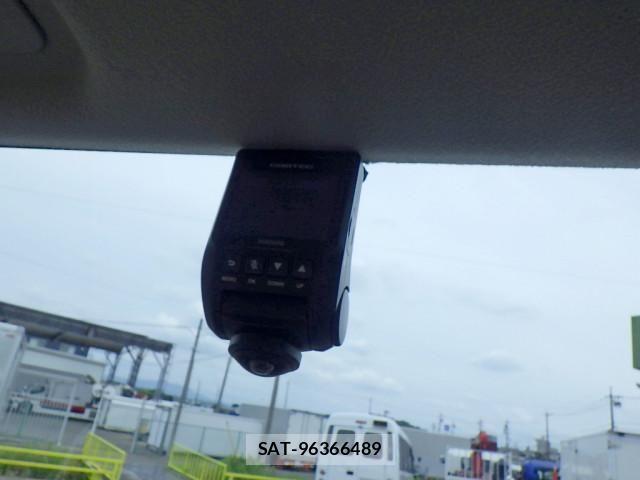 Hino LIESSE 2021-03 8230680-23