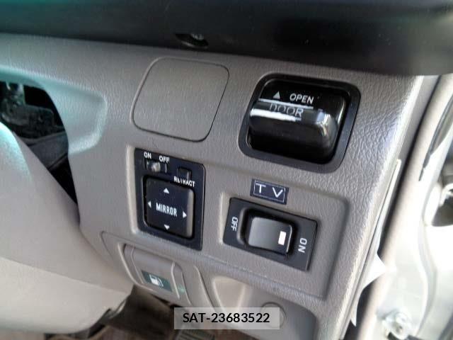 Hino LIESSE 2016-03 8366796-10