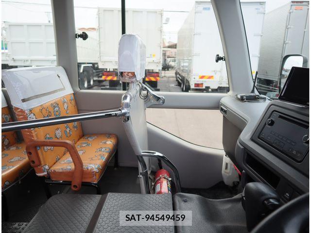 Hino LIESSE 2018-04 8562510-25