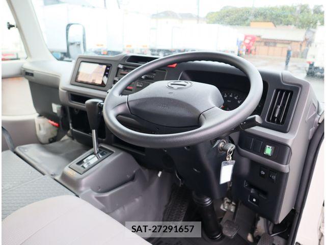 Hino LIESSE 2017-04 8880582-17