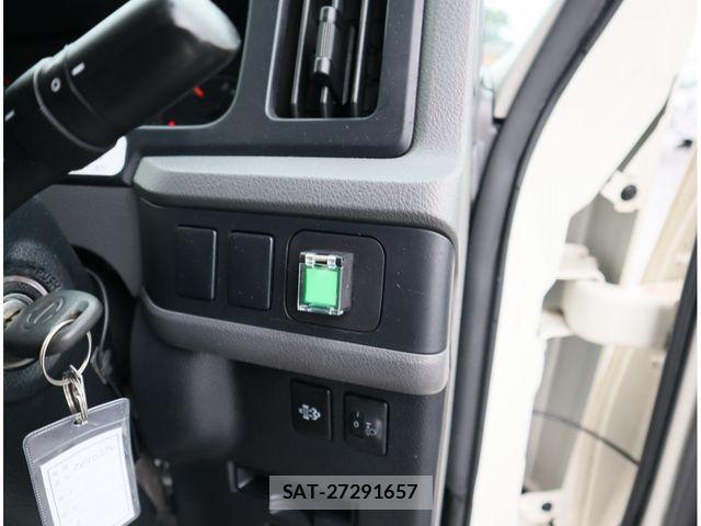 Hino LIESSE 2017-04 8880582-22
