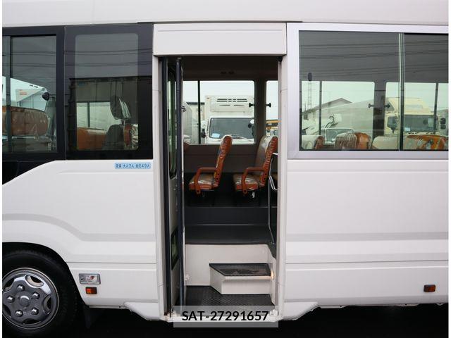 Hino LIESSE 2017-04 8880582-5