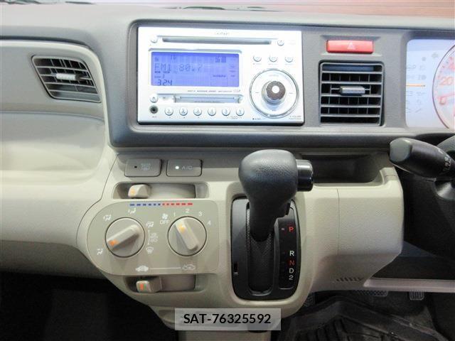 Honda LIFE 2012-09 1316923-9