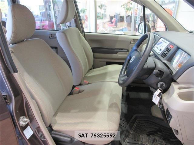 Honda LIFE 2012-09 1316923-13