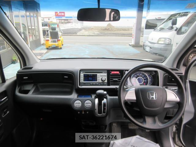 Honda LIFE 2011-04 6012040-7