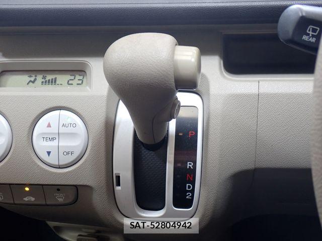 Honda LIFE 2009-05 7221201-14