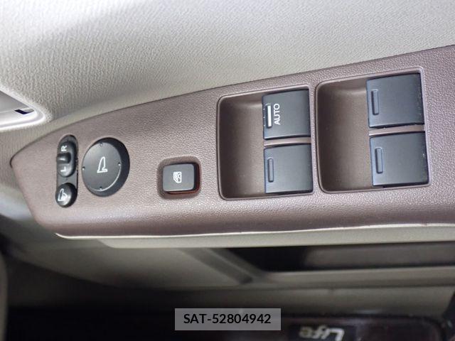 Honda LIFE 2009-05 7221201-16