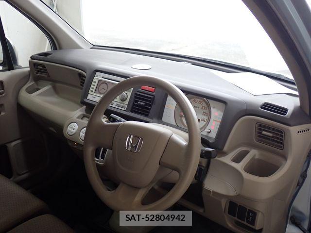 Honda LIFE 2009-05 7221201-1