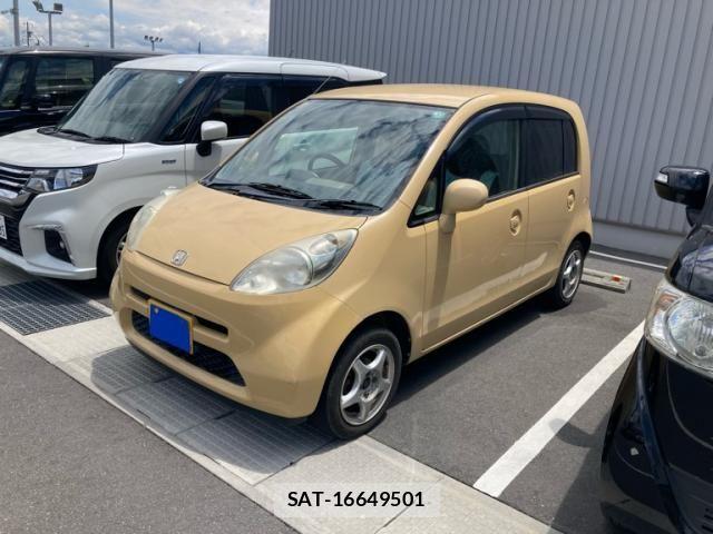 Honda LIFE 2003-10 7328146-1