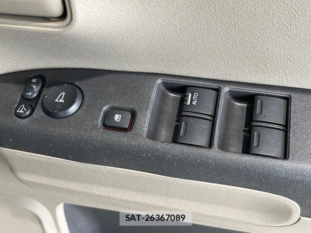 Honda LIFE 2012-01 7328136-5