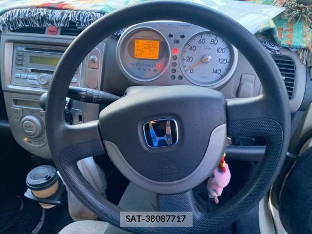 Honda LIFE 2005-04 7358589-11