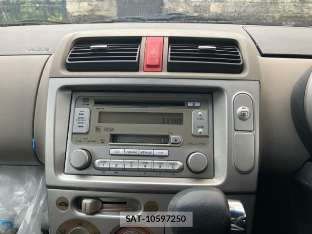 Honda LIFE 2003-11 7358592-16