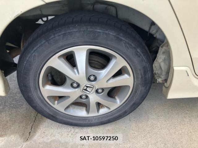 Honda LIFE 2003-11 7358592-3