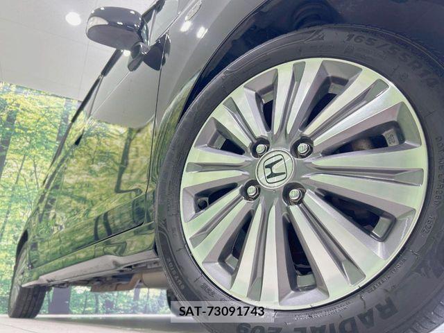 Honda LIFE 2011-10 7562379-12