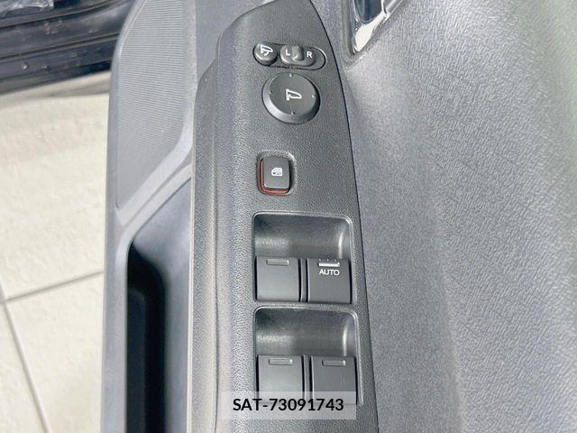 Honda LIFE 2011-10 7562379-5