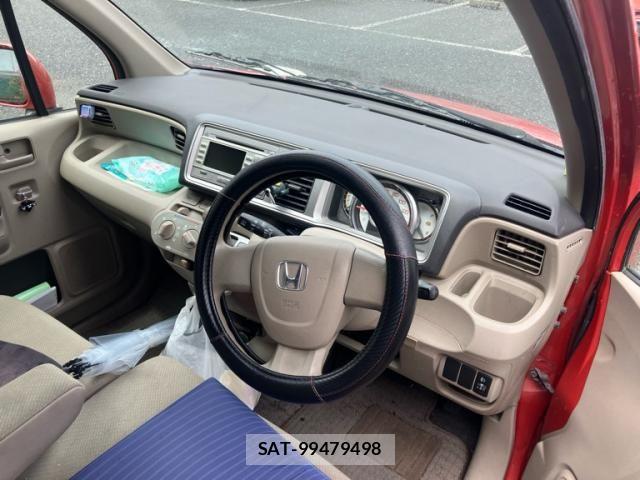Honda LIFE 2011-06 7562380-11