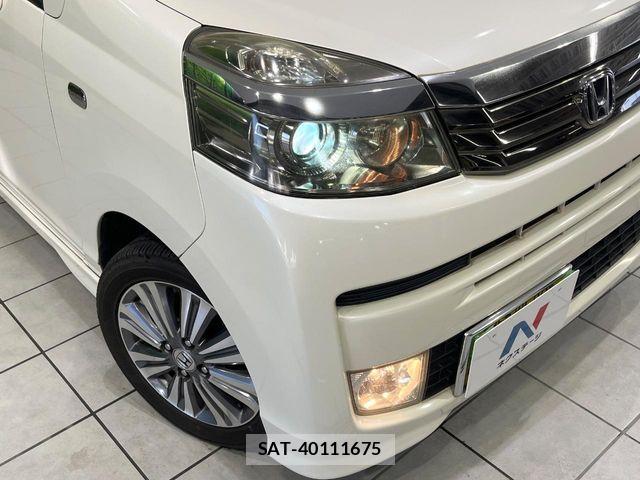 Honda LIFE 2011-08 7562378-10