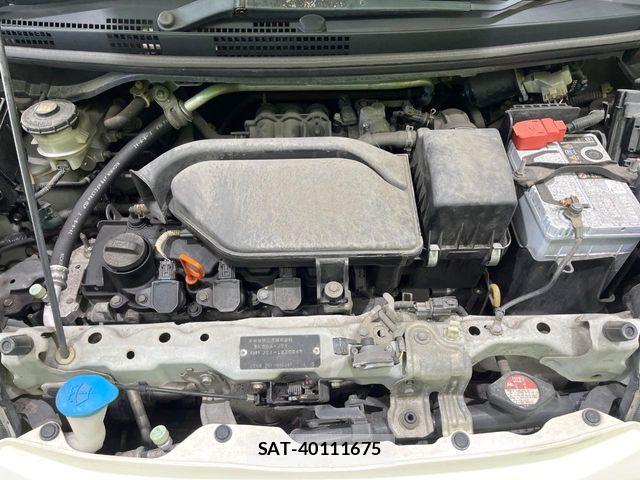 Honda LIFE 2011-08 7562378-17