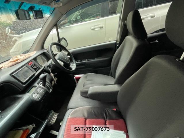 Honda LIFE 2010-02 7786681-12