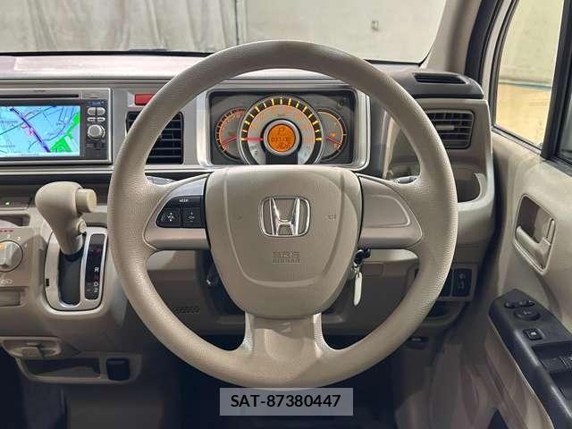 Honda LIFE 2012-07 8208482-9