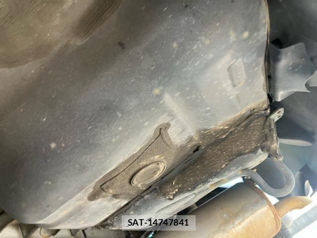 Honda LIFE 2013-10 8208486-8