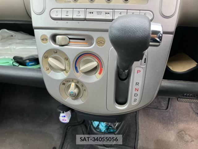Honda LIFE 2003-12 8230684-16