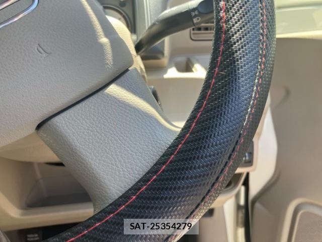 Honda LIFE 2012-11 8230679-13