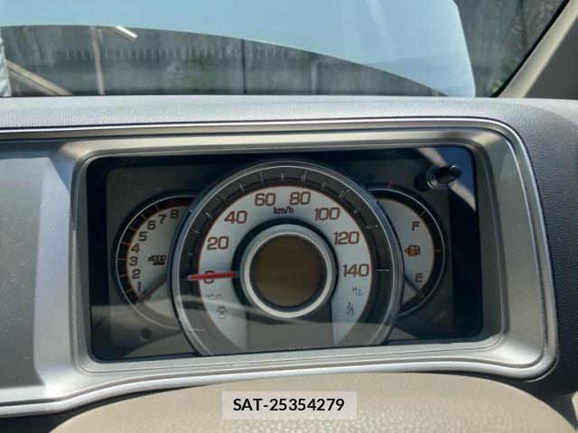 Honda LIFE 2012-11 8230679-14