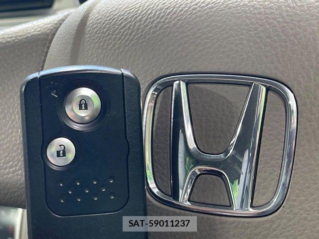 Honda LIFE 2011-12 8230682-4