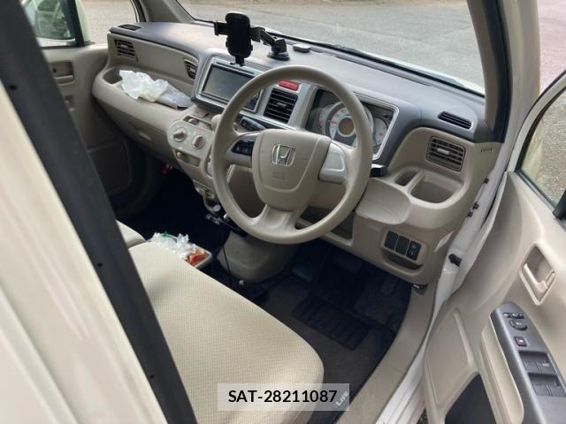 Honda LIFE 2011-11 8336636-10