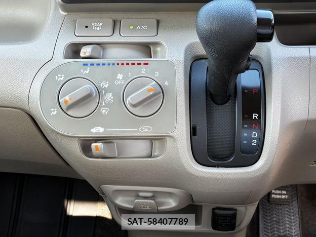 Honda LIFE 2013-09 8354874-23