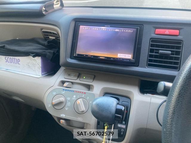 Honda LIFE 2013-10 8354876-11
