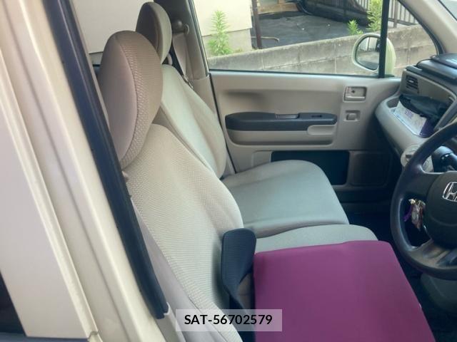 Honda LIFE 2013-10 8354876-5