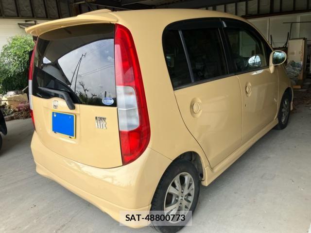 Honda LIFE 2003-12 8366804-2