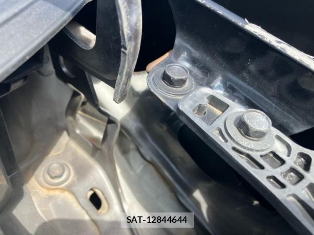 Honda LIFE 2011-05 8366799-11