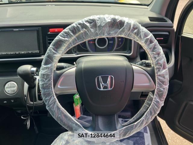 Honda LIFE 2011-05 8366799-17
