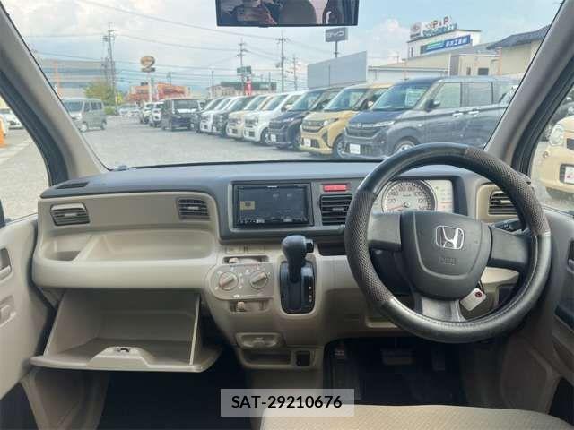 Honda LIFE 2013-08 8371812-1