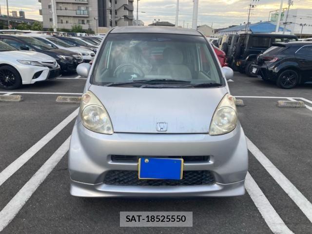 Honda LIFE 2004-02 8413356-1